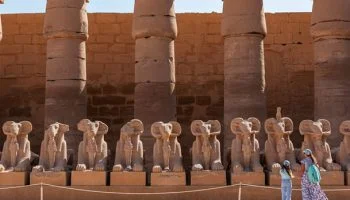 VIP Ab Hurghada eine Reise nach Luxor