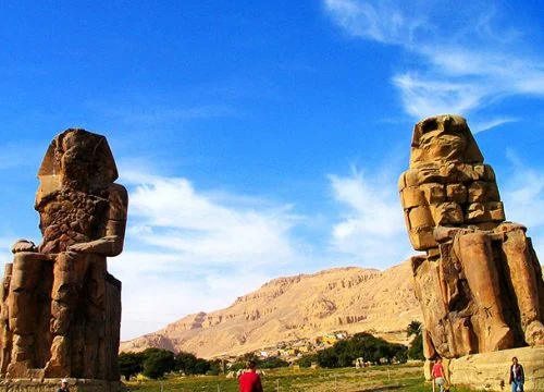 Zweitägige Luxor Reise mit Heißluftballon